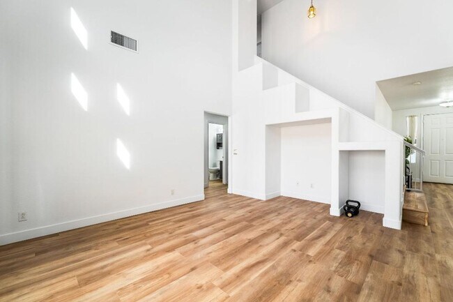 Building Photo - Silverado Ranch: Bright, Open Concept 3/2/2 Home with Downstairs Bedroom & Full Bath, Community Pool