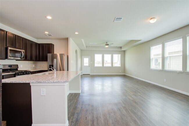 Building Photo - 24718 Signorelli Way