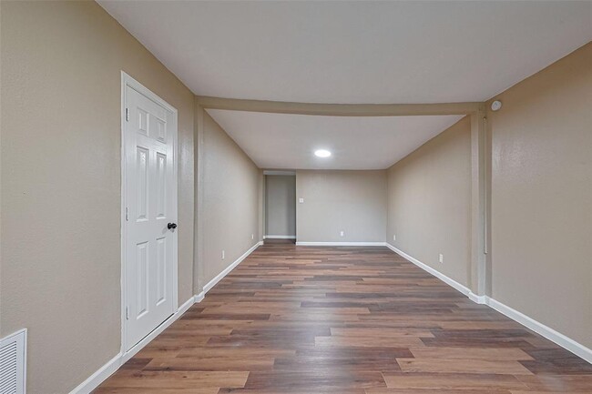Building Photo - 1311 Pershing St