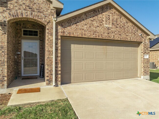 Building Photo - 3410 Cottonpatch Dr