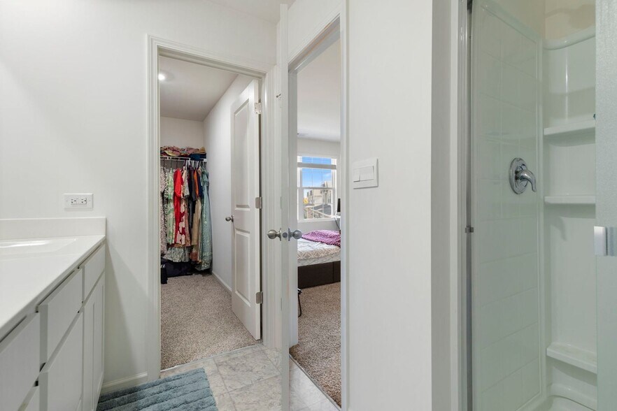 Building Photo - 2115 Canyon Creek Ct