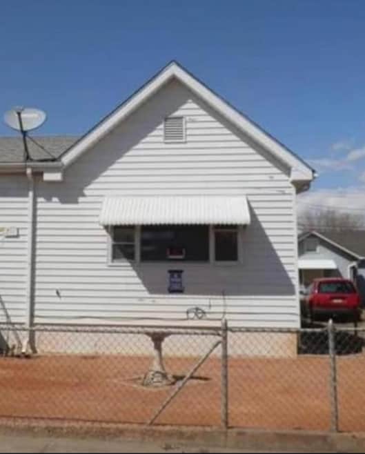 Building Photo - 711 Arroyo Ave