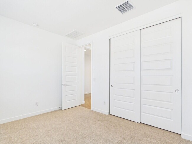 Building Photo - Brand new home with Casita