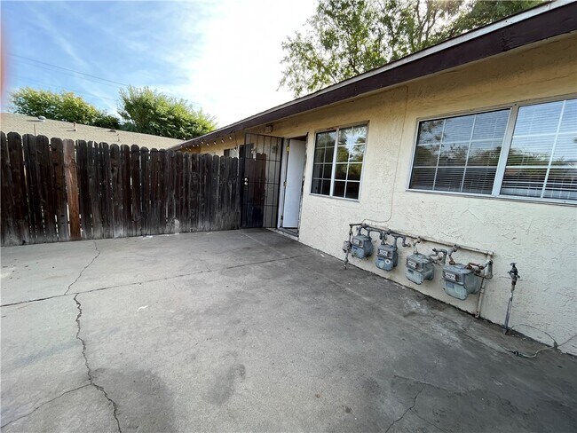 Building Photo - 6098 10th St