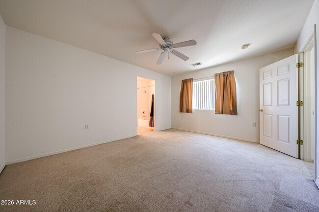 Building Photo - 3221 N 37th St