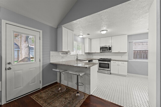 Building Photo - 1019 Sugar Mountain Ct