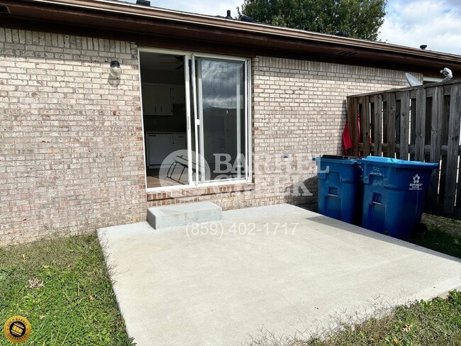 Building Photo - 522 Denmark Dr