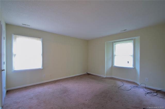 Building Photo - 6164 Meadow Rose Ln