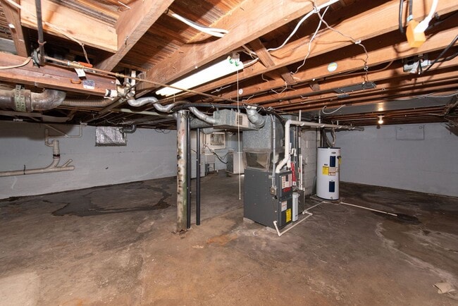Building Photo - ANDERSON TWP- Cozy and clean 3 bed 2 bath ...