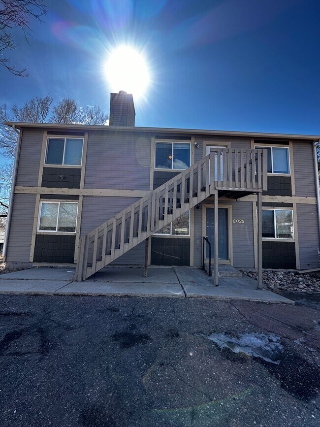 Primary Photo - 2025 W Yampa St