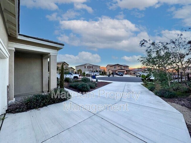 Building Photo - 30411 Ridgecrest Rd