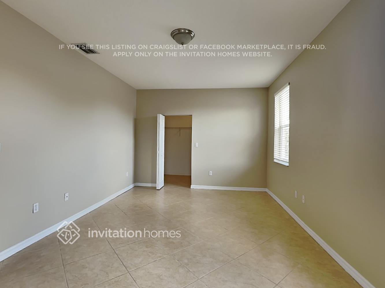 Building Photo - 5325 SW 134th Ave