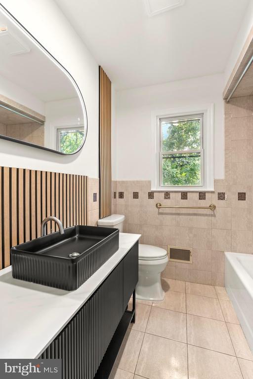 Building Photo - 282 Clermont Terrace