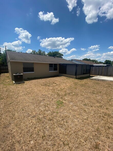 Building Photo - 12703 Alida Pl