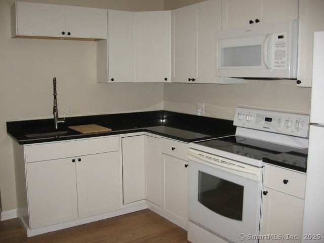 Building Photo - 22 Lisa Ct