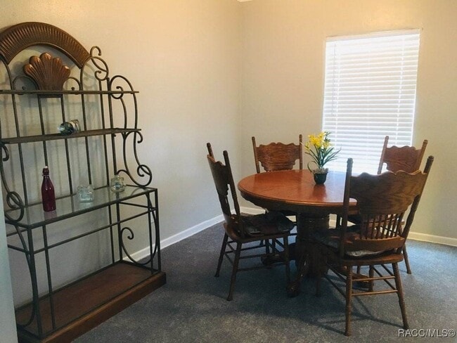 Building Photo - 209 9th Ave N