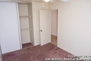 Building Photo - 9826 Meadow Br