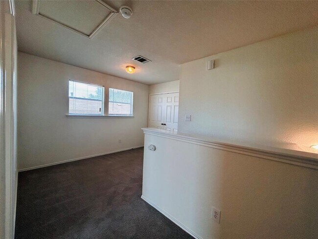 Building Photo - 3400 Etheredge Dr