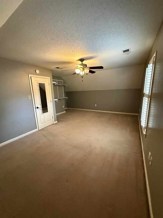 Building Photo - 2805 Morning Woods Dr