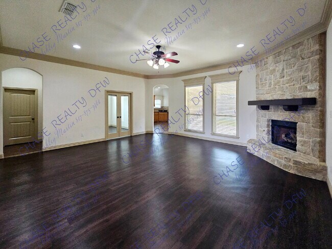 Building Photo - 240 Spyglass Dr