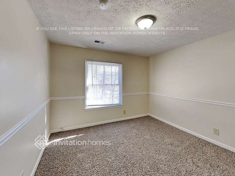 Building Photo - 6512 Cox Dr