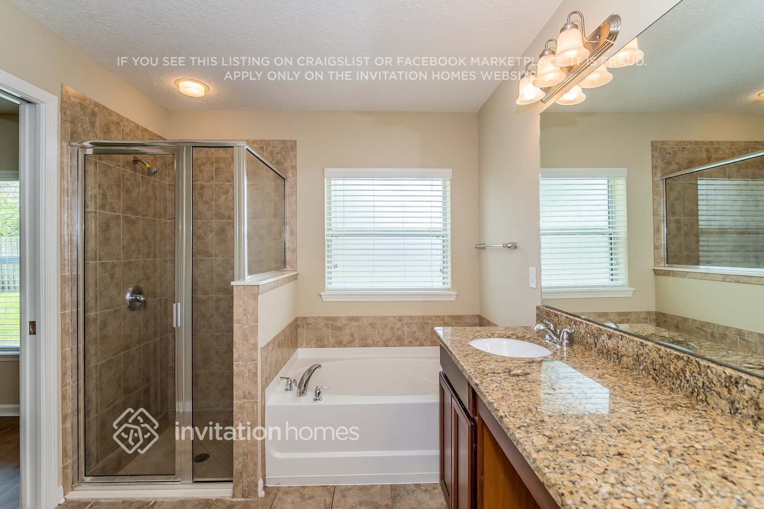 Building Photo - 86032 Sands Way