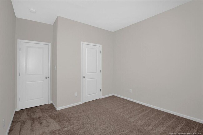 Building Photo - 2346 Spinning Wheel Rd