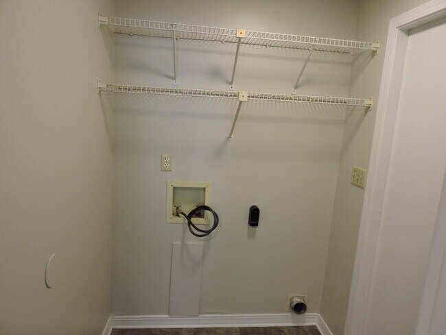 Building Photo - 311 John King Rd