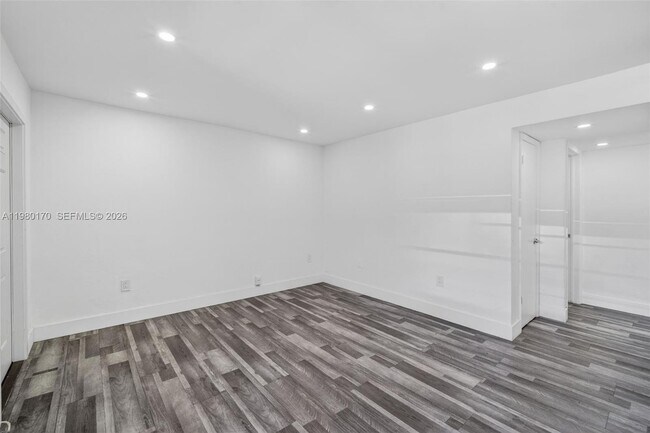 Building Photo - 3265 Virginia St