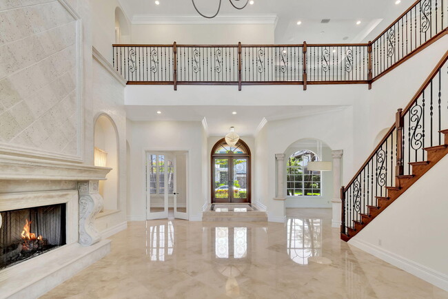 Building Photo - 953 Banyan Dr