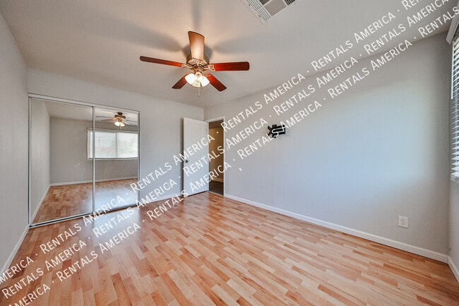 Building Photo - 3614 S Newberry Rd