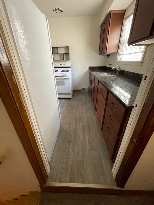 Building Photo - 4234 Cedar Ave S