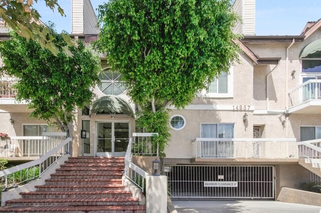 Primary Photo - 14937 Dickens St