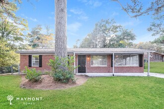 Building Photo - Classic 3-bedroom Brick Home in Hephzibah, GA