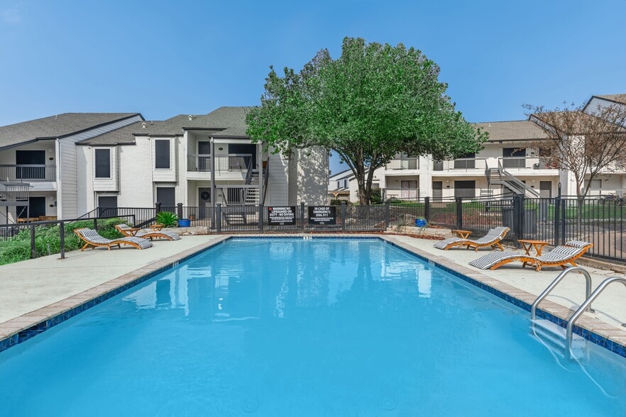 Tides on North Plaza 9200 North Plz Austin TX 78753 Apartment Finder