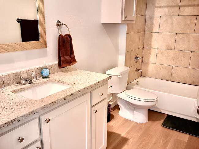 Building Photo - Stunning 2-Bedroom Home with Modern Finishes in Lawton