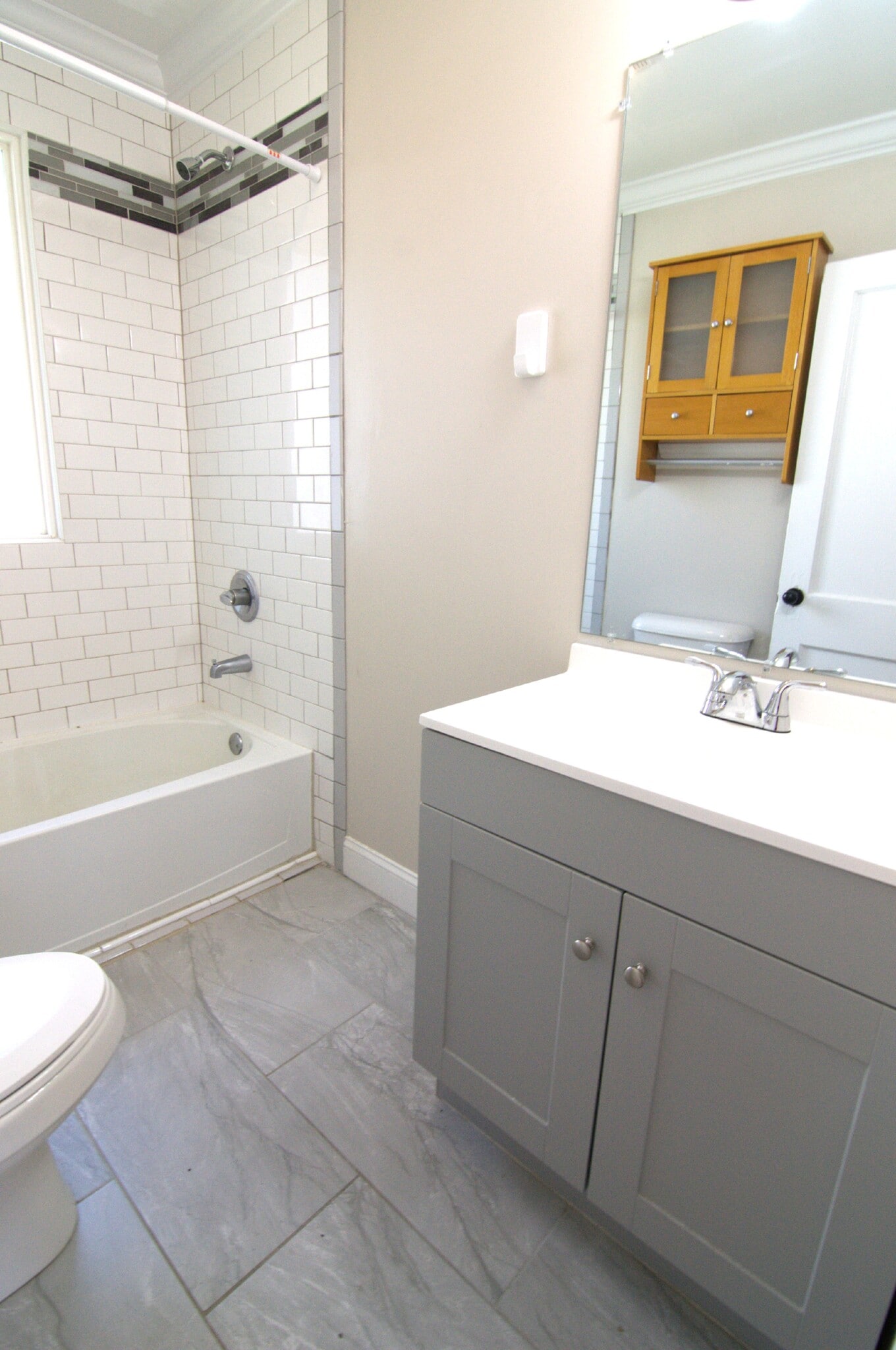 Building Photo - 524 S Confederate Ave