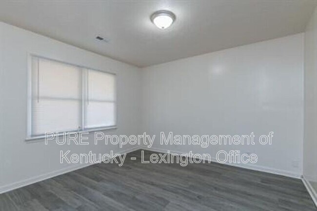 Building Photo - 566 N Martin Luther King Blvd