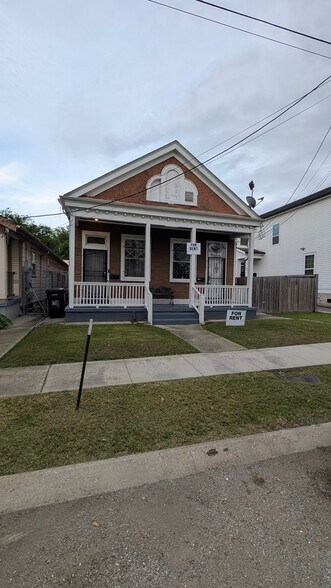 Building Photo - 3109 Milan St