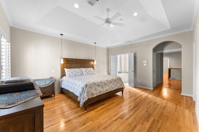 Building Photo - 9910 Orchard Ct