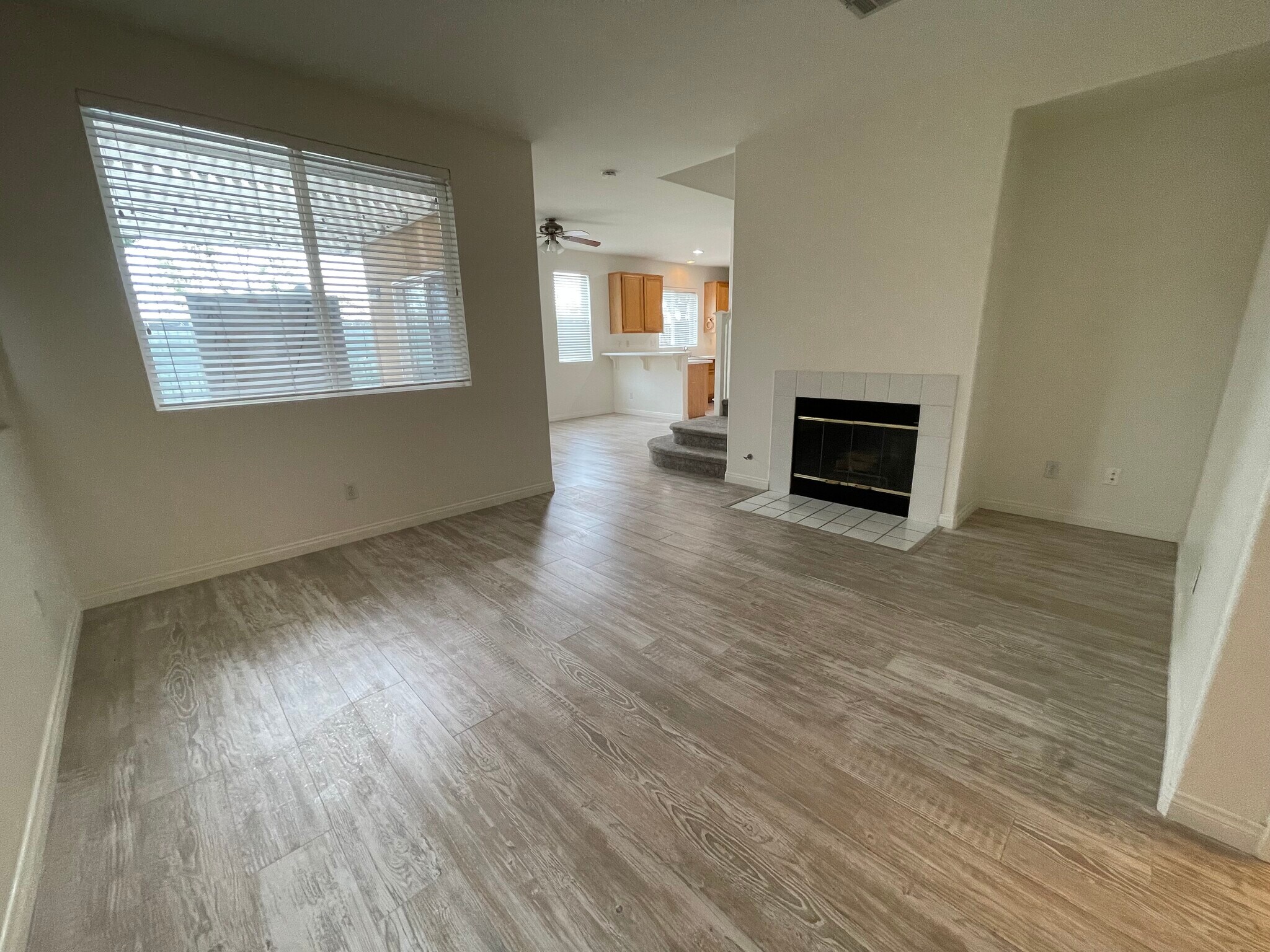 Building Photo - 2300 Jeans Ct