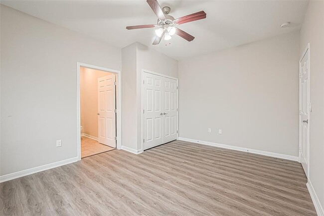 Building Photo - 4813 Palisade Dr