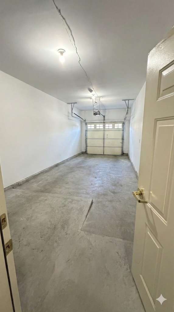 Building Photo - 3223 Edward Stec Blvd