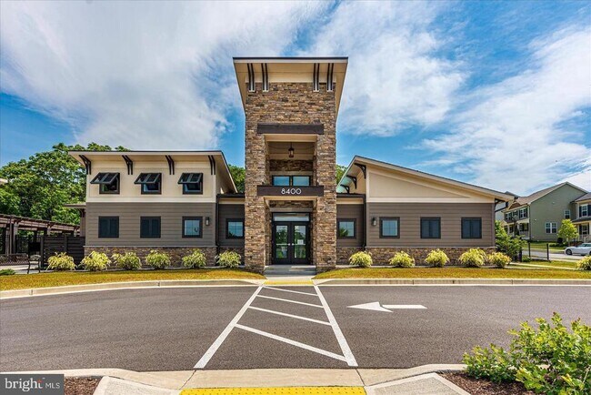 Building Photo - 8414 Pine Bluff Rd