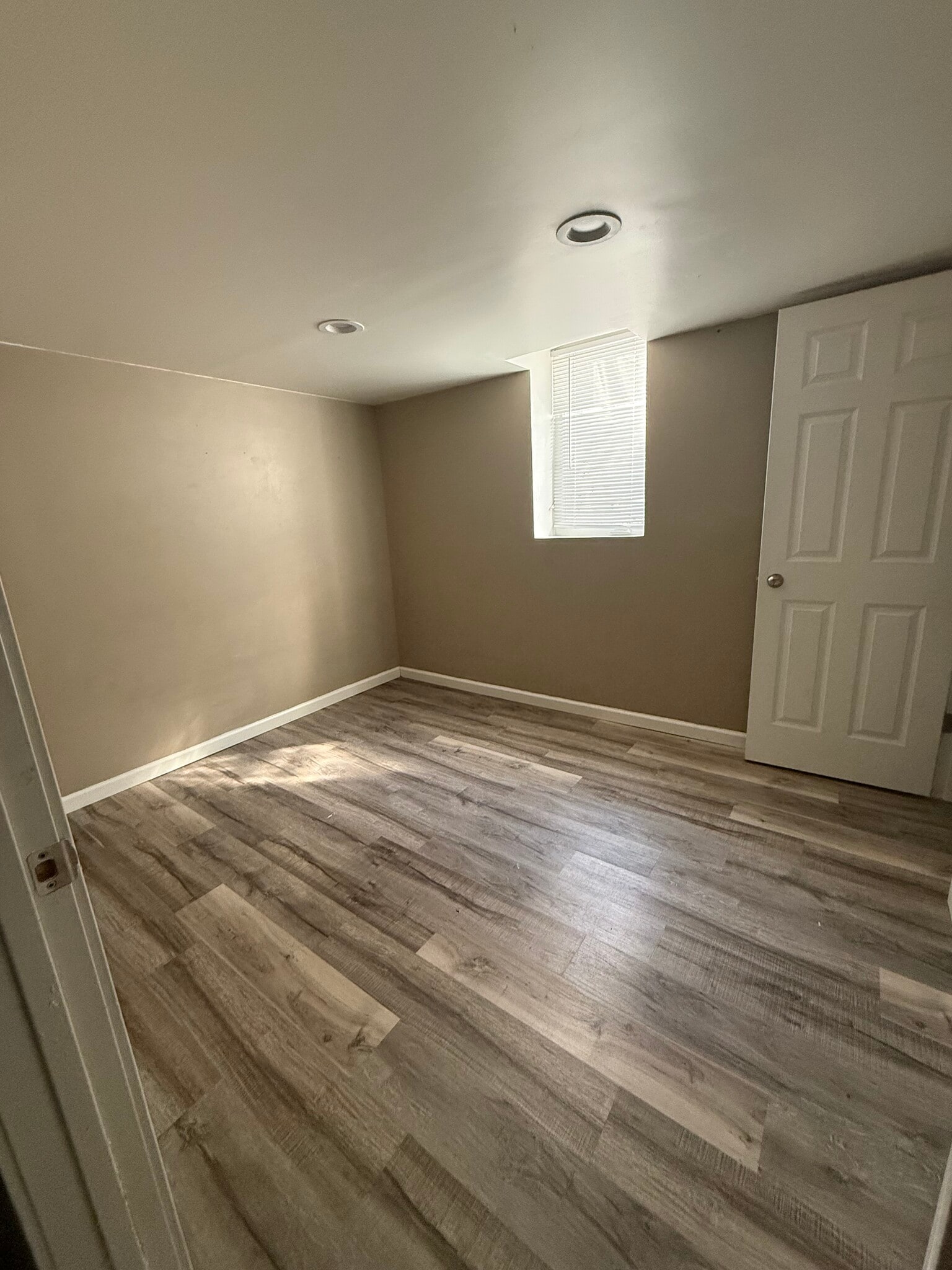 Building Photo - 2541 Bittersweet Ln