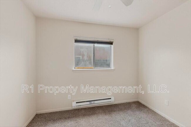 Building Photo - 222 Shannon Pl NW