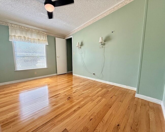 Building Photo - Large and Spacious Home with Multiple Out-buildings!