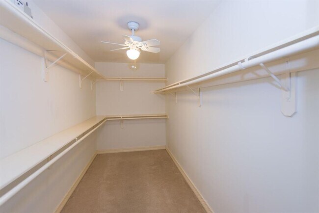Building Photo - 2313 Echo Harbor Dr