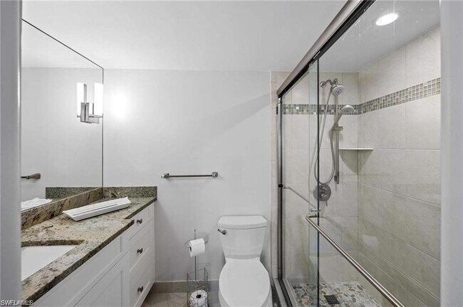 Building Photo - 1222 Gordon Dr