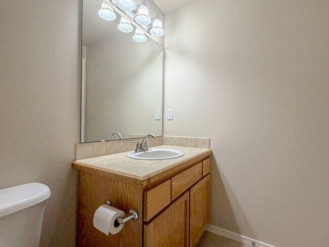 Building Photo - 3bd/2bth North Green Lake Townhome, $3,250/mo.